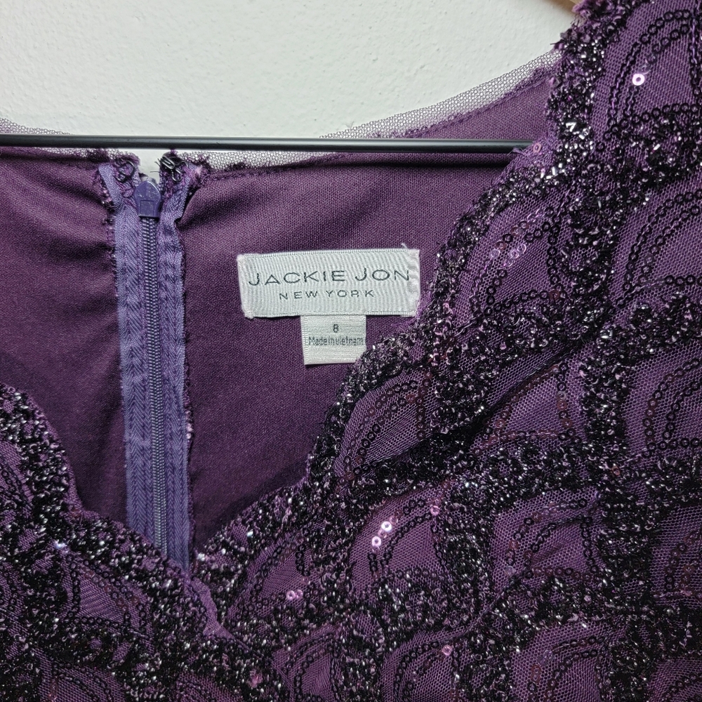 Jackie Jon Sequin Purple Scallop Sheath Dress Size 8 NWT - Picture 11 of 14